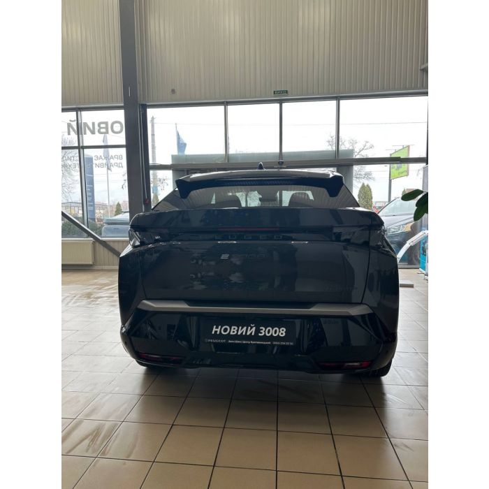 Peugeot E-3008 GT Електродвигун 325 к.с. 4x4 Повний привід