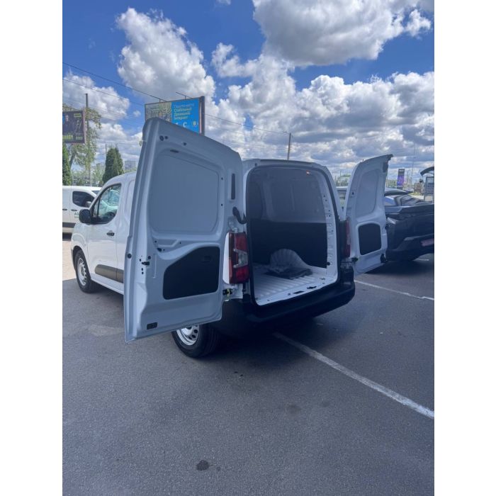Peugeot Partner L2 1.5 BHDi 130 AT8