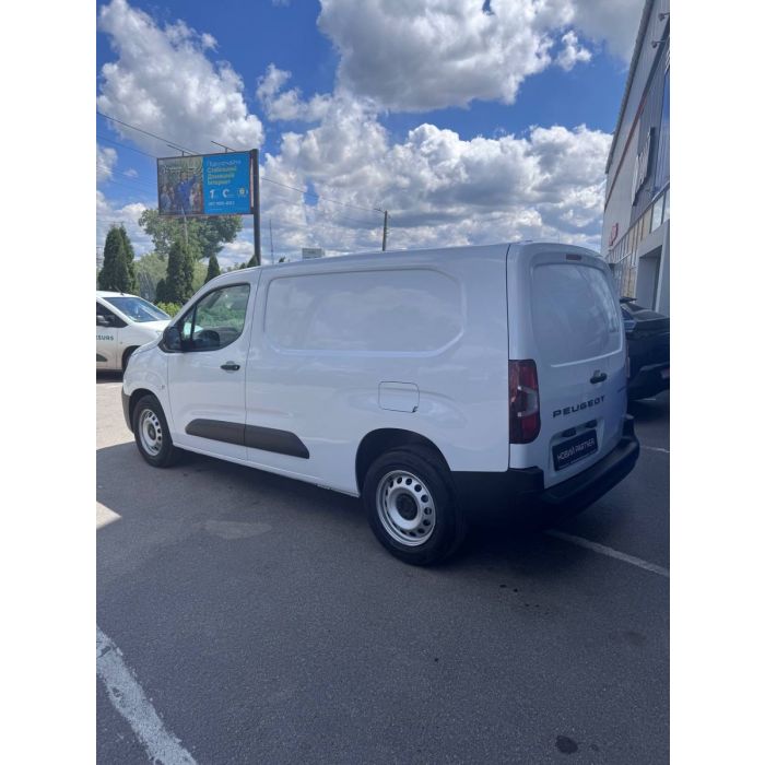 Peugeot Partner L2 1.5 BHDi 130 AT8