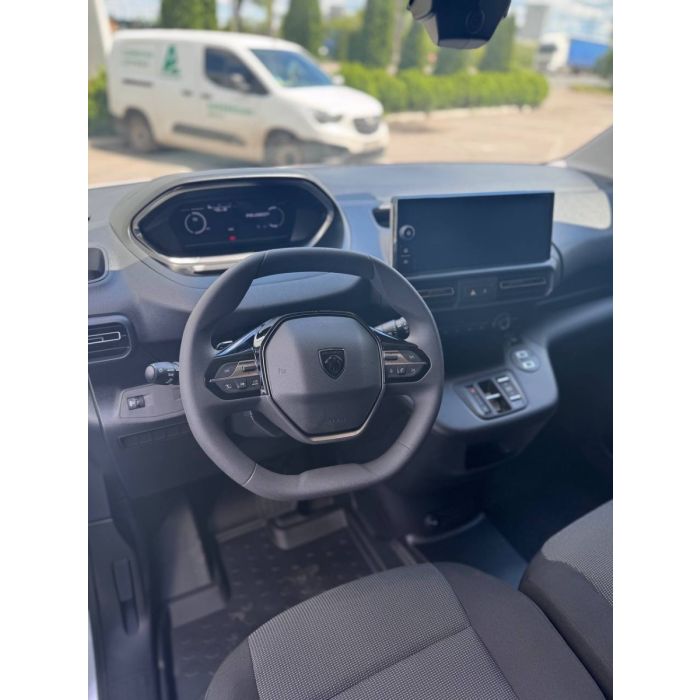 Peugeot Partner L2 1.5 BHDi 130 AT8
