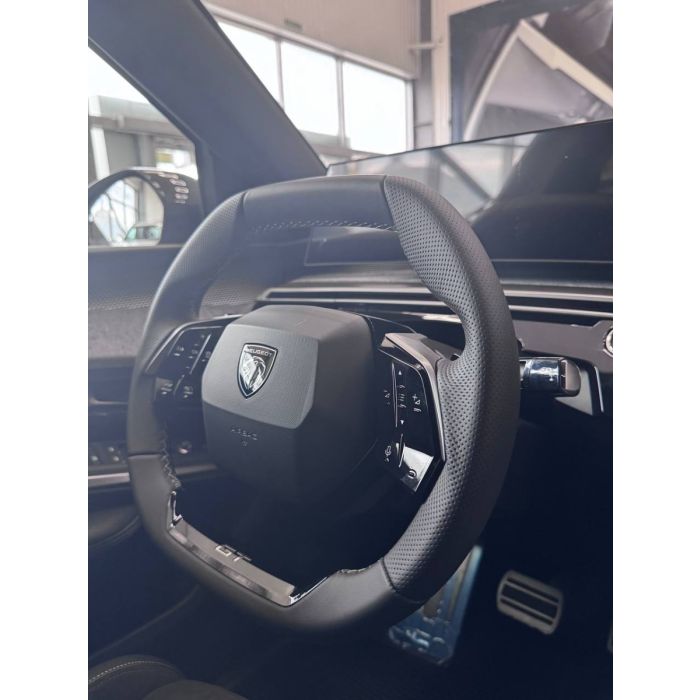 Peugeot 3008 GT 1.6 PureTech 180 к.с. 6-АКПП